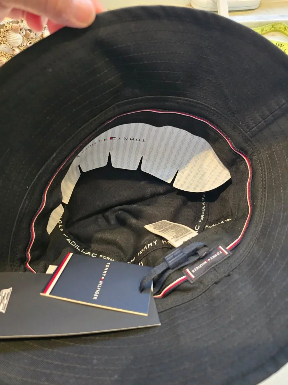 Tommy Hilfiger cadillac f1